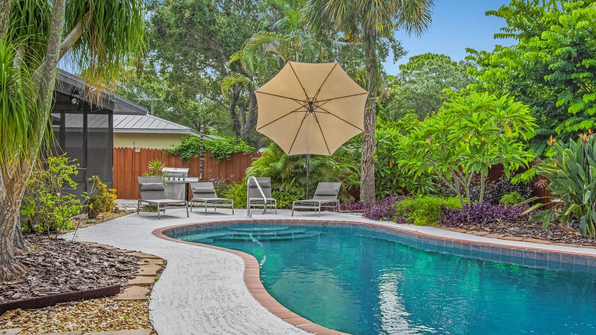 Sarasota Springs House | Your Private Tropical Paradise with Heated Pool!