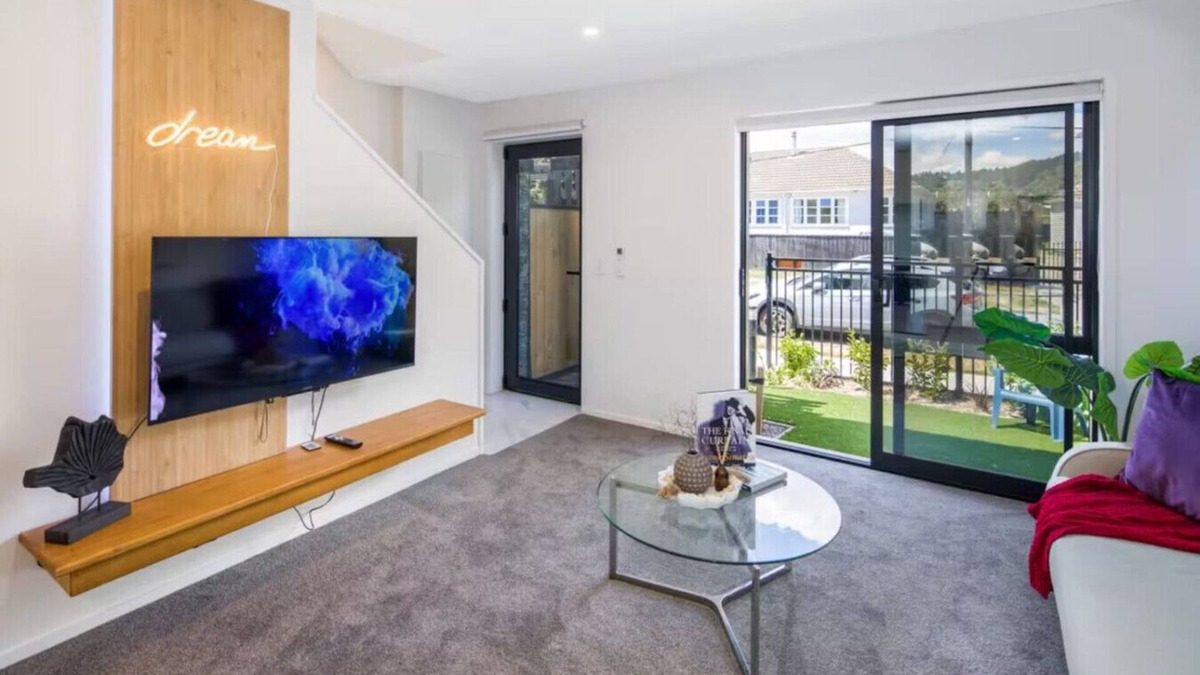 Lower Hutt House | Your Slice of Heaven in the Hutt