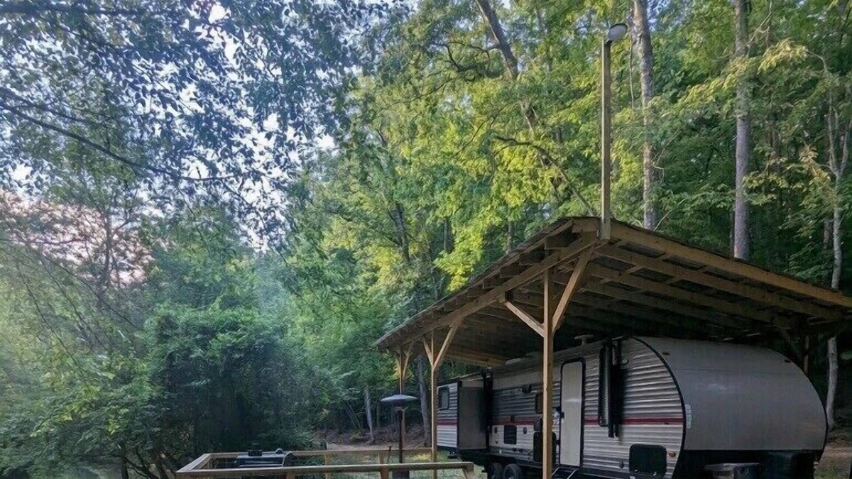 Felton House | Your Tallapoosa River Hideaway! Book your family Camping trip!