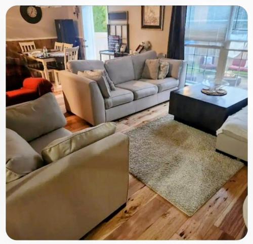 La Vergne House | Your Temporary Haven