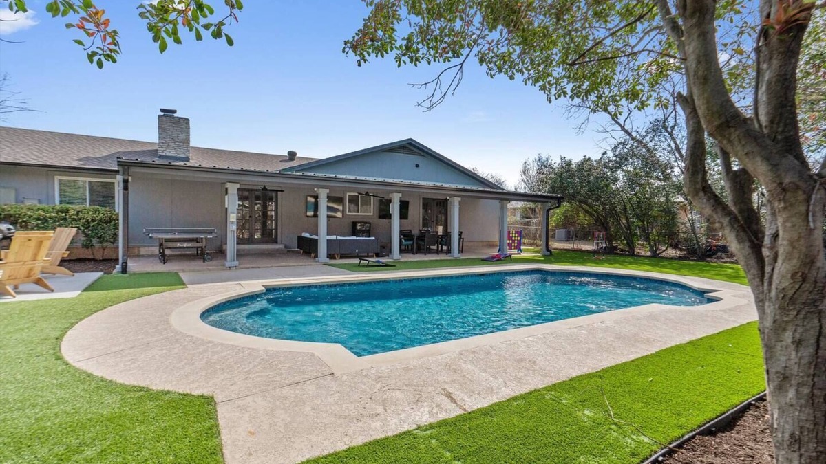 Round Rock House | Your Urban Oasis, Your Urban Oasis