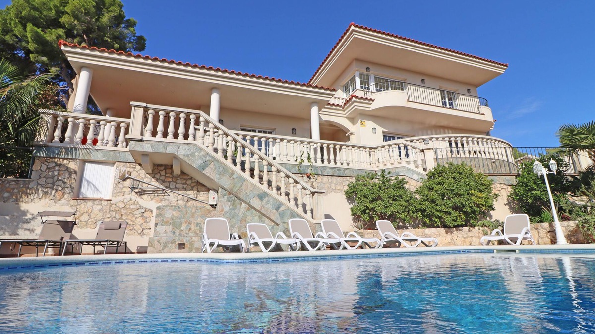 Calafell Villa | Your vacation home with private pool in Calafell, Costa Dorada