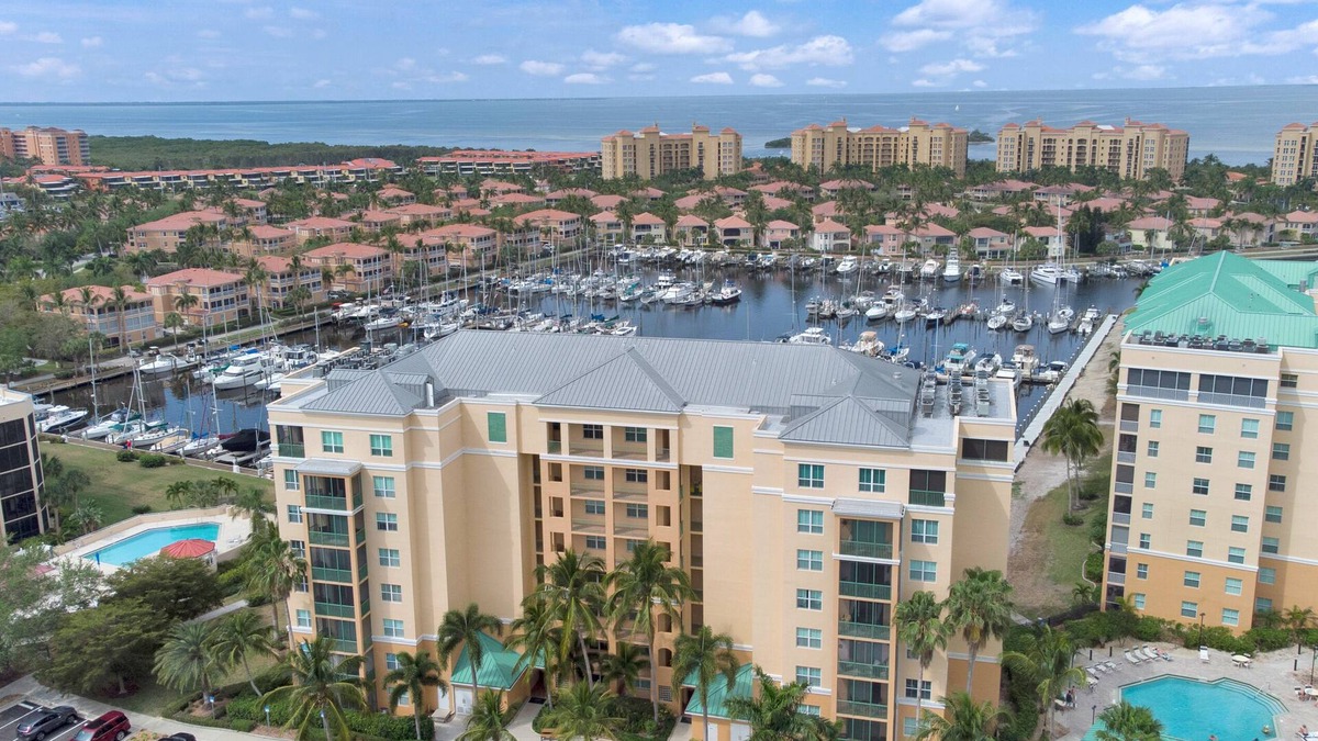 Burnt Store Marina Condo | Your Waterfront Retreat at Burnt Store Marina