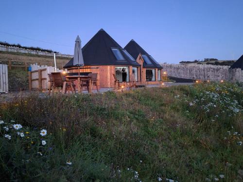 Cribyn House | Yr Awen - Inspiration