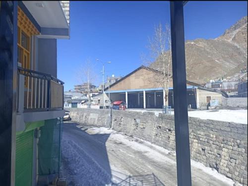 Kaza House | Yul-Gal Homestay By StayApart