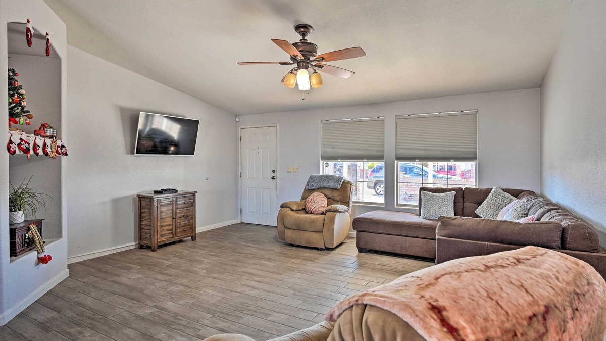Foothills House | Yuma Vacation Rental w/Yard & Grills!