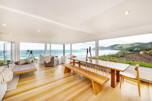 Eastern View House | Yumba - Beach Views on the Great Ocean Road