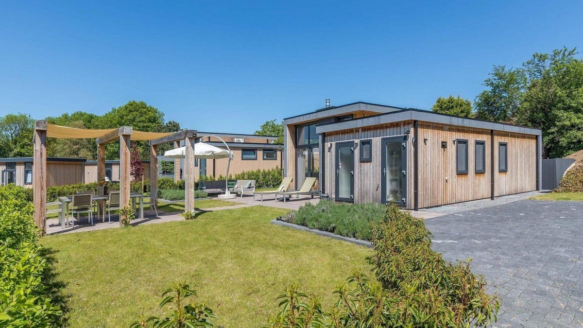 Strucht Ski Chalet | ✓ Z Module at Residence Valkenburg ✓ Holiday home for 4 persons ✓ Located in Valkenburg (Schin op Geul) ✓ Holiday resort in South Limburg, near Maastricht ✓ Book directly at the resort