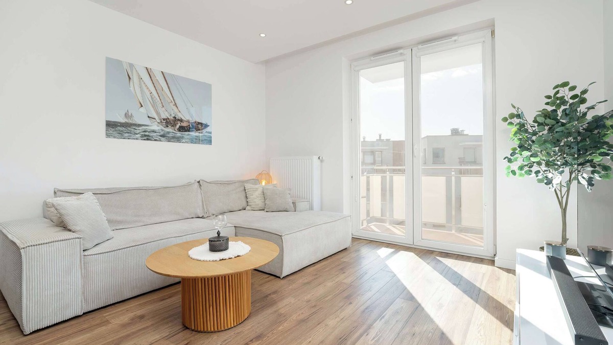 Rzeszow Apartment | Zaciszna 13 | Bright Apartment | Balcony