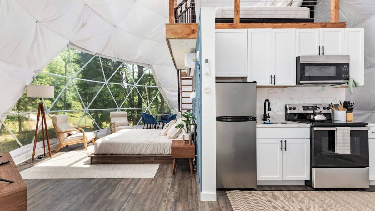Luray House | Zen Dome - Romantic Retreat + Wifi A/C + Hot Tub