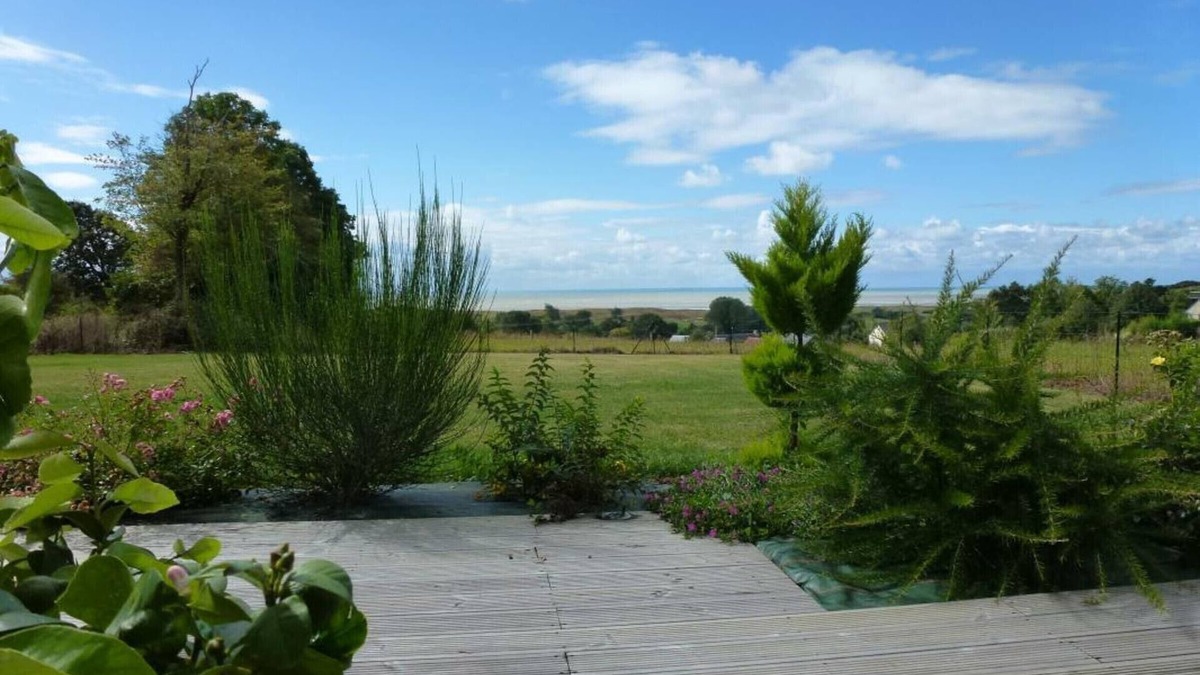 Dragey-Ronthon Cottage | Zen Escape: Contemporary 4-bedroom house with terrace view of Mont Saint-Michel Bay