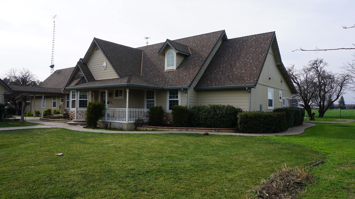 Dixon House | ZenithVilla - Carpe Diem with intimate large groups