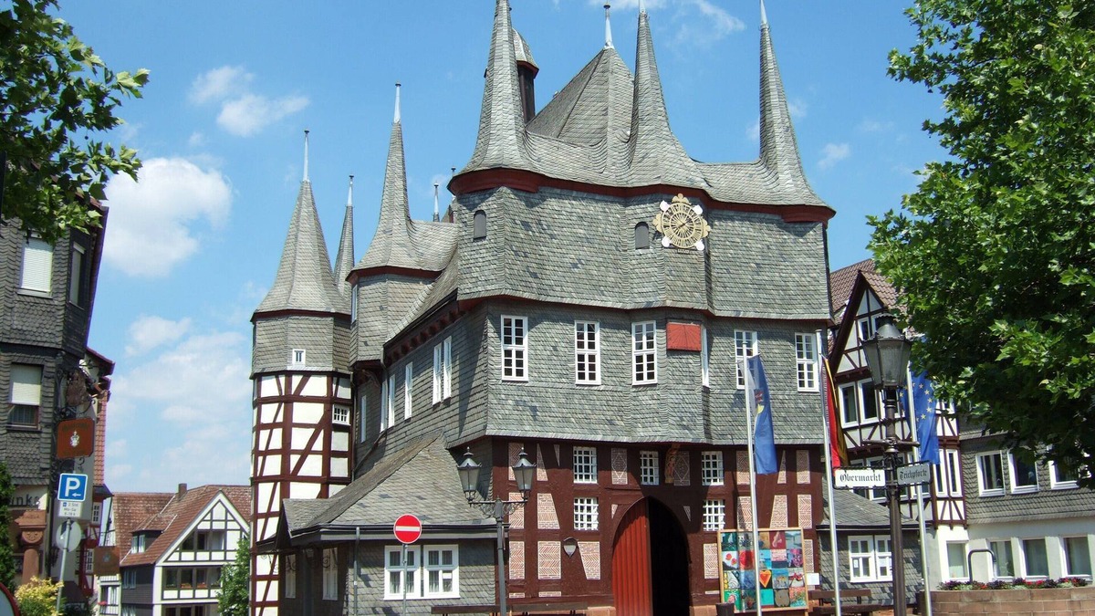 Frankenberg Apartment | Zentral Penthouse mit 3 Schlafzimmern