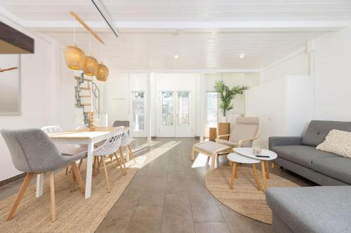 Berlin Apartment | Zentrales Gallerie-Loft Alexanderplatz