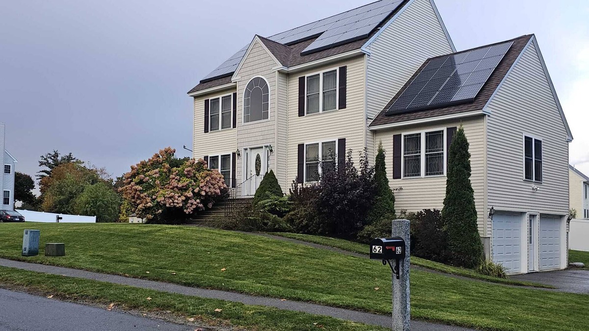 Fitchburg House | ZIMLADY PEACEFUL DWELLINGS. CLEAN QUEIT & PEACEFUL RESIDENCE