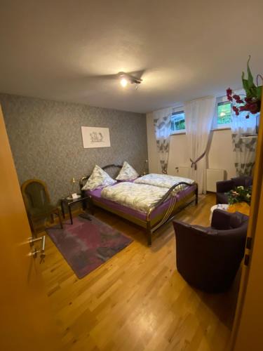 Waldbockelheim House | Zimmer 2 inkl eigenem Bad