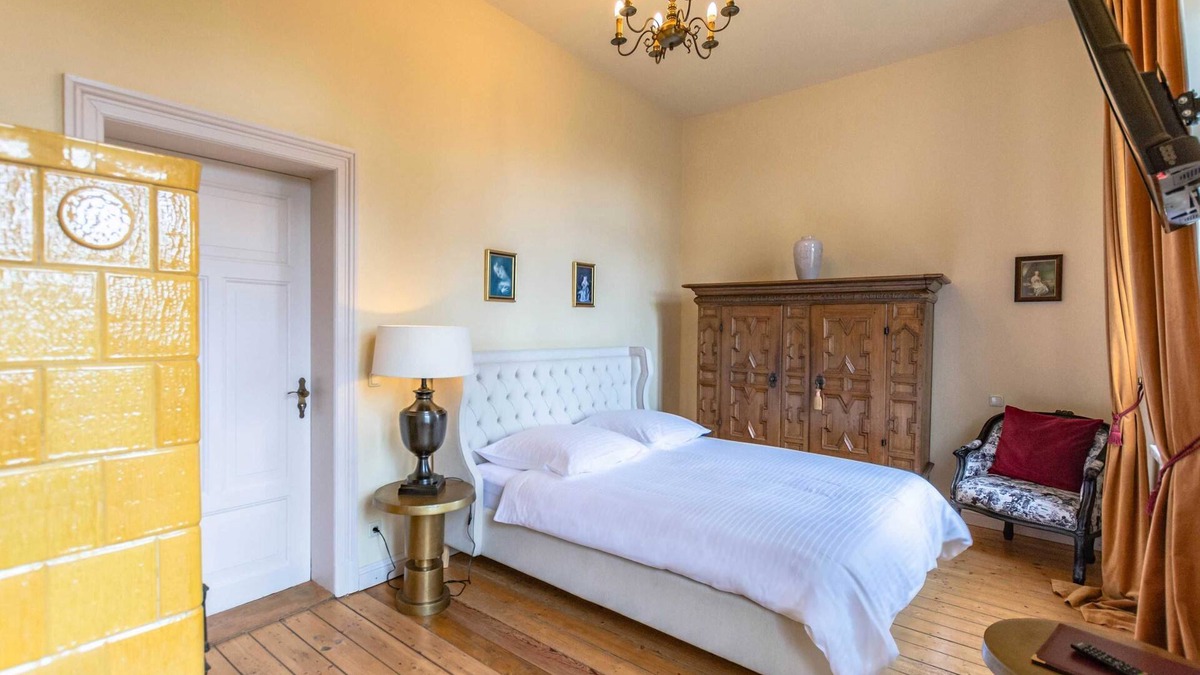 Hohen Demzin House | Zimmer Röbel - Schlosshotel Groß Köthel