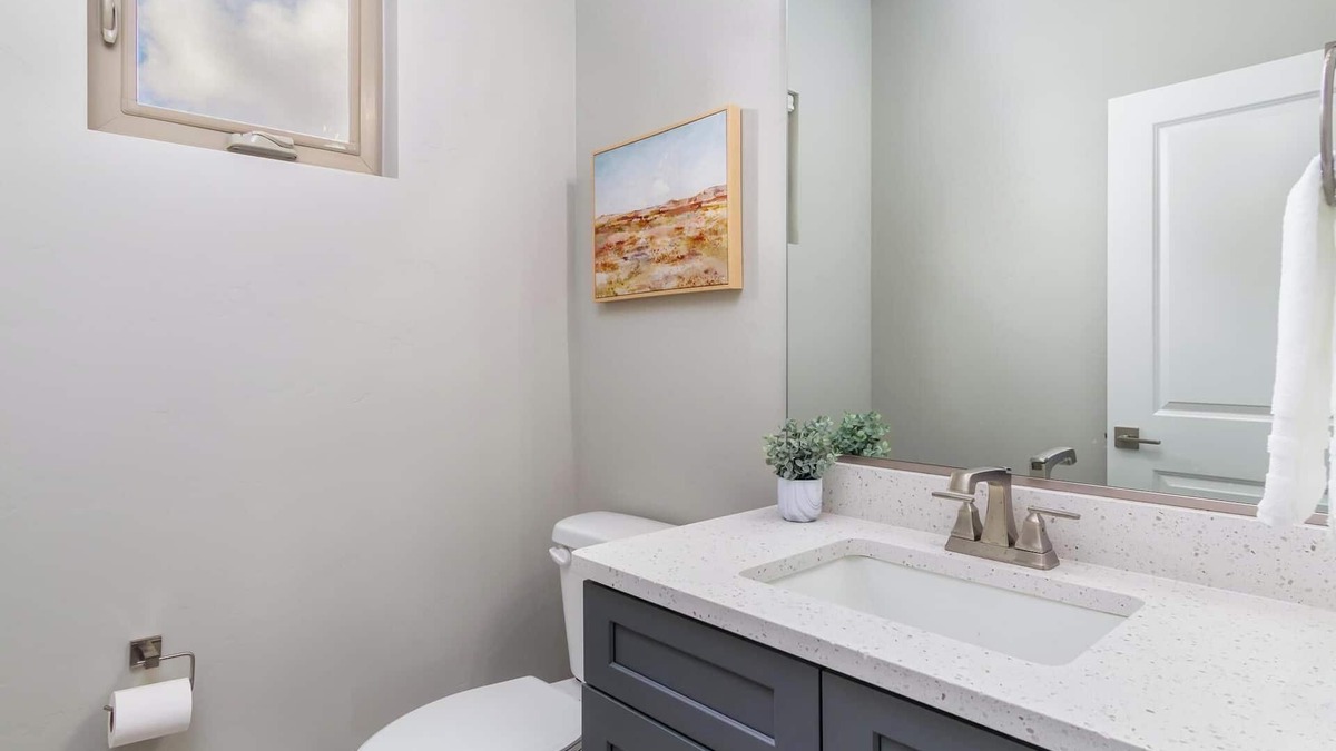 Hurricane House | Zion Adventure: 6BR, Sports Access, Private Pool