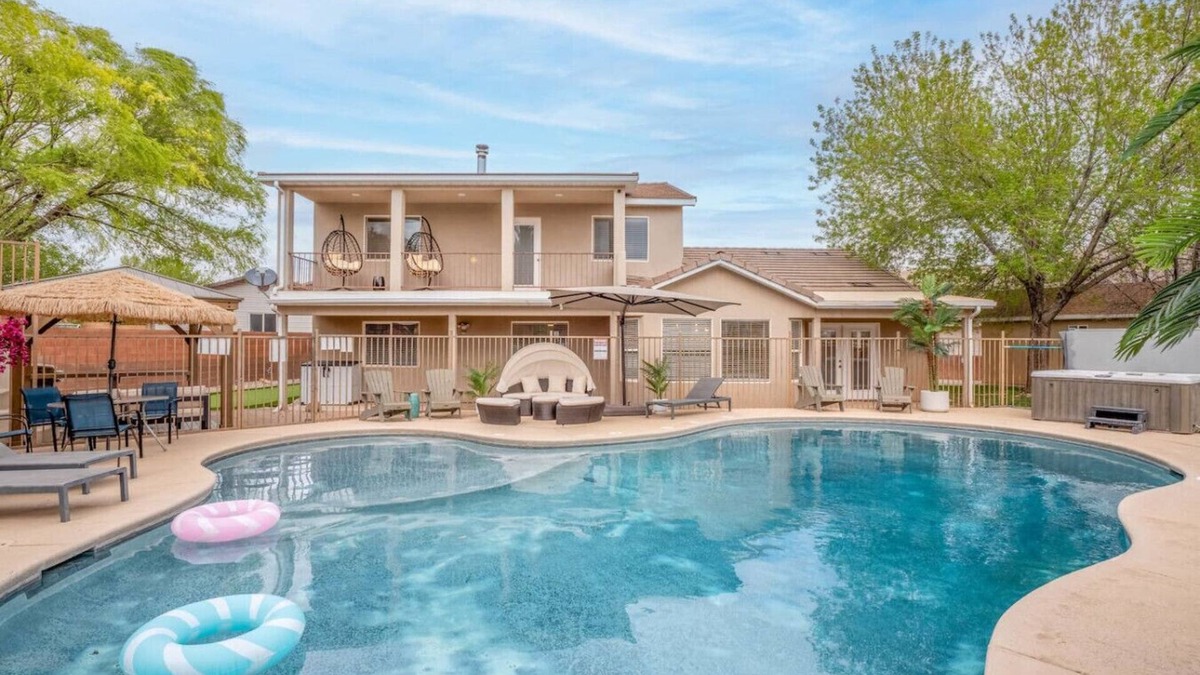 La Verkin House | Zion's Poolside Paradise