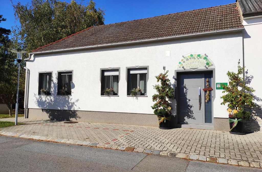 Monchhof House | Zur Weinlaube