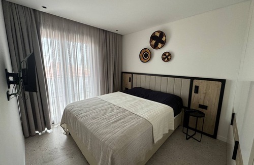 Cesme Apartment | Çiftlikköy'de denize, doğaya ve popüler gezilecek yerlere yakın tatil eviniz!