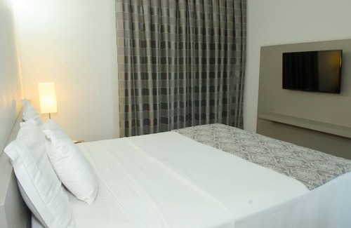 Calafate Hotel | Ímpar Suítes Expominas