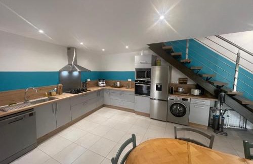 Saint-Pierre-Eynac House | Ô pré de jade