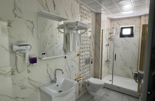 Ermenek Hotel | özşahin otel