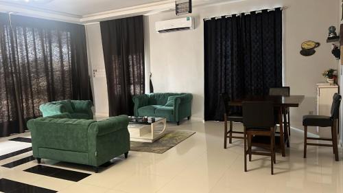 Mirbat Ski Chalet | شالية انطاليا مرباط