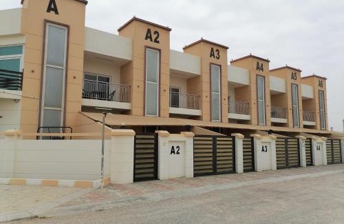 Mirbat Ski Chalet | شاليهات الشاطيء beach chalets