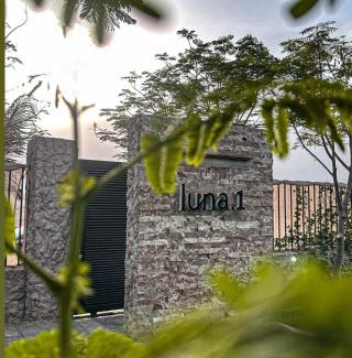 Al Wasil Ski Chalet | شاليه لونا