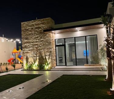 Buraydah Villa | فيلا سورا 2