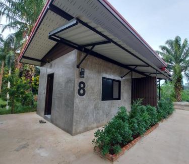 Tha Sae Hotel | ชาลีรีสอร์ท ชุมพร