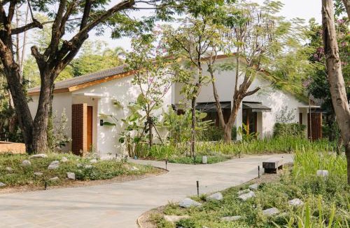 Rim Tai Resort | ดาวนับพัน Baanphandao