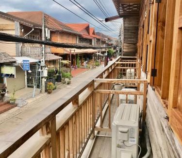 Chiang Khan House | นา-ใบบุญ Nabaiboon