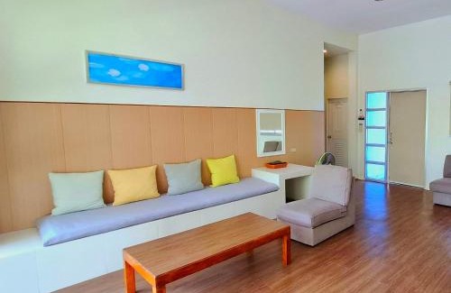 Pak Nam Pran House | บ้านพิม