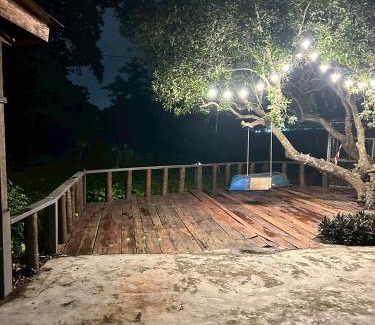 Khu Khot House | บ้านสวนริมน้ำ