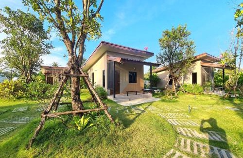 Sa Krathiam House | ปีกุนรีสอร์ท & Swimming pool (Pigoon Resort)