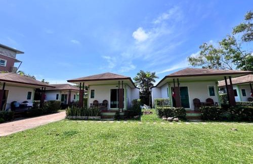 Pathio Resort | พายเนอรี รีสอร์ท @แหล่มแท่น (Pinery Resort)