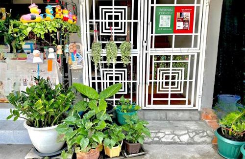 Rangsit Apartment | อมรรัตน์Room