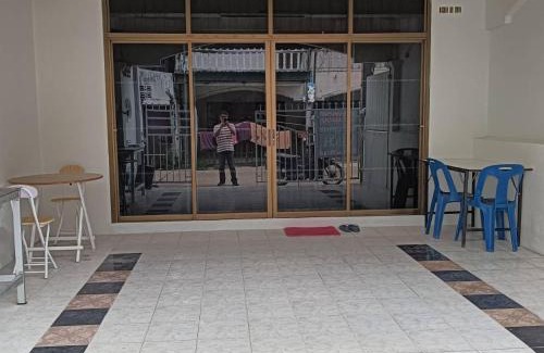 Pak Chong Apartment | เจแปน บ้านพักรายวัน