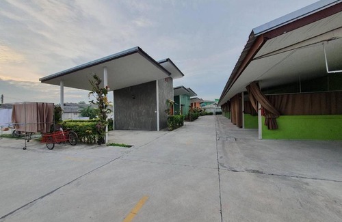 Ban Bueng Resort | เจิดจรัสรีสอร์ทโรงแรม24ชม