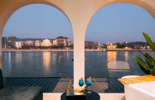 Sop Ruak Bed & Breakfast | เลอค่าเชียงแสน Le Quar Cafe BistroBed & Breakfast