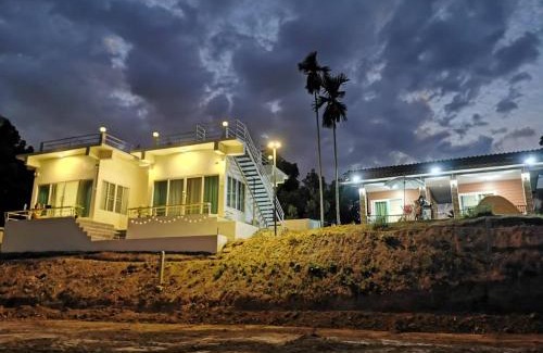 Pua House | เฮือนป้อหลวง