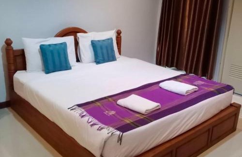 Nai Wiang Hotel | โรงแรมข้าหลวงเพลส