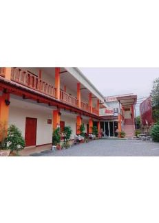 Nai Wiang Hotel | โรงแรมข้าหลวงเพลส