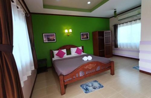 Mae Ram Phueng Hotel | โรงแรมอิ่มสุข บางสะพาน