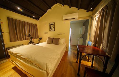 Tongxiao House | 內之島旅宿 House