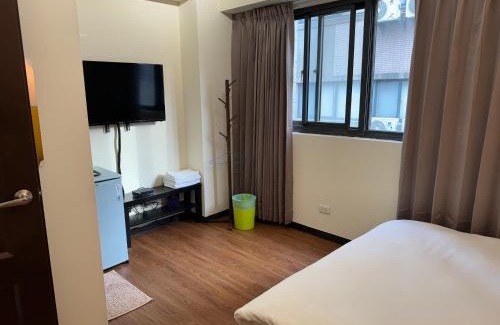 University District House | 台中向日葵