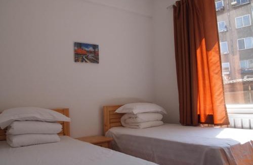 Shahekou Hostel | 大连天天国际青年旅社